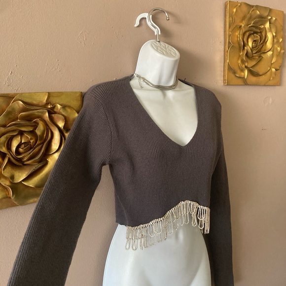 Zara Grey Crop Sweater - Picture 2 of 5